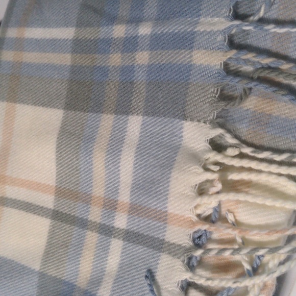 Two NWT Scarves - Picture 2 of 5